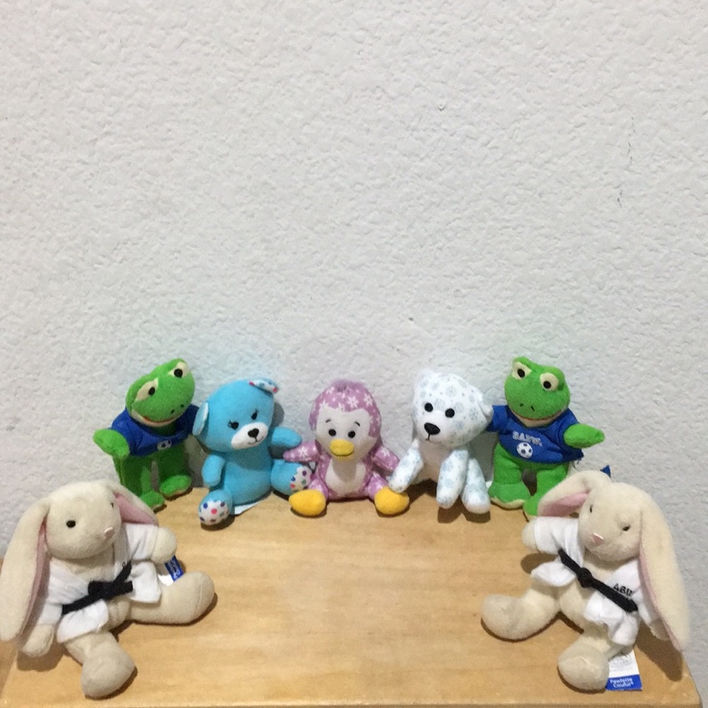 ❣️ BUILD-A-BEAR ❣️ SUPER RARE LIMITED EDITION HARD TO FIND PLUSHIES LOT ( NWOT )